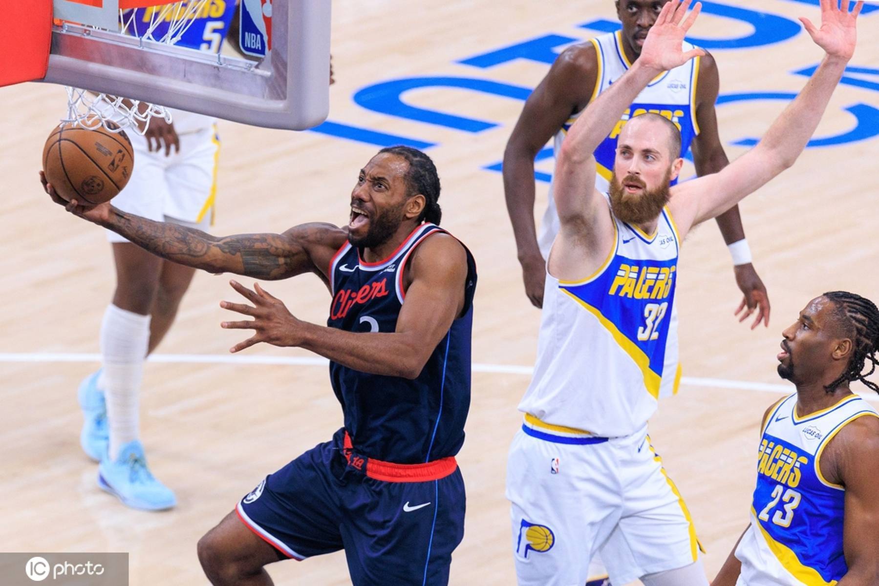 伦纳德29+8马瑟林23分 西亚卡姆空砍29分快船胜步行者